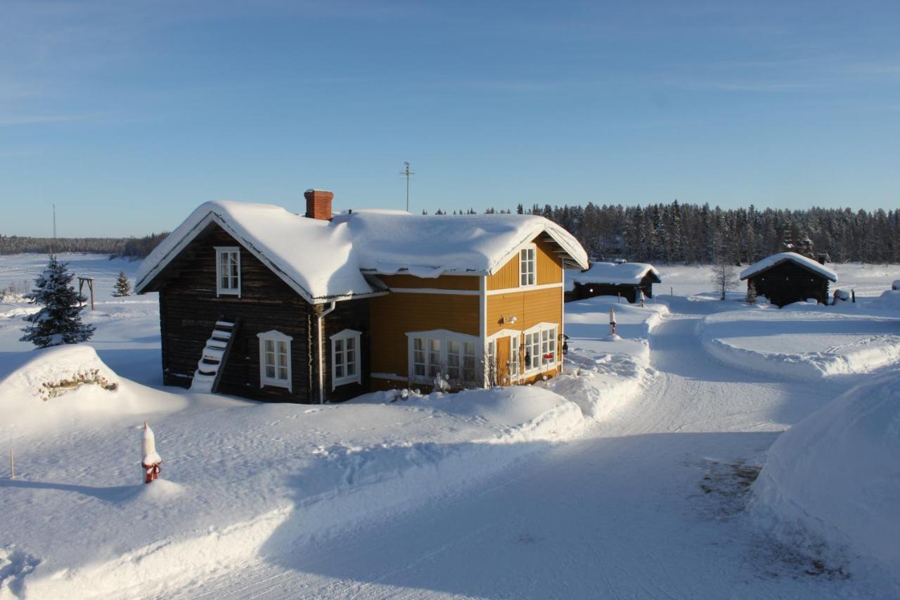 Elves Village Hotel Köngäs Bagian luar foto