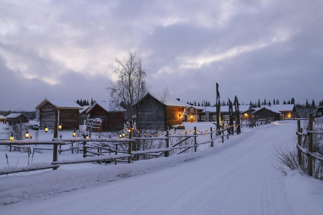 Elves Village Hotel Köngäs Bagian luar foto